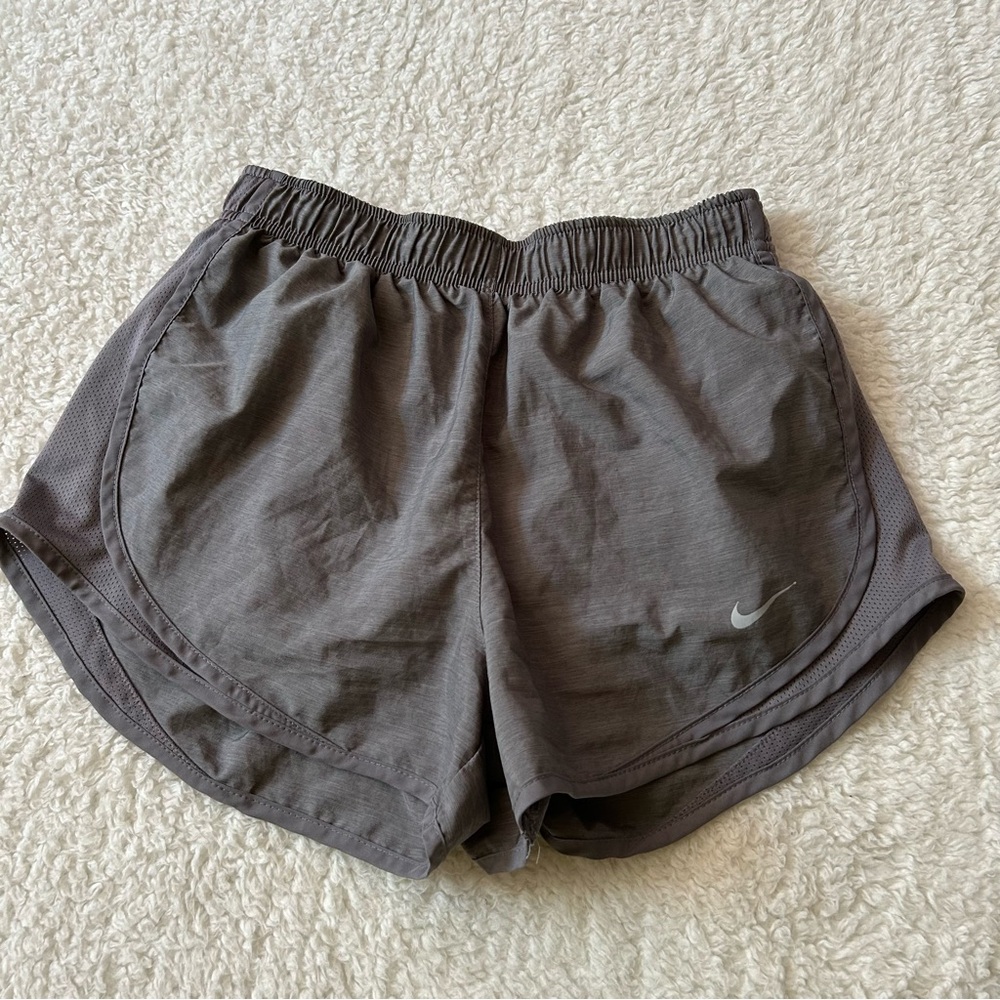 Nike Dri-Fit Women’s Running Shorts Small Gray